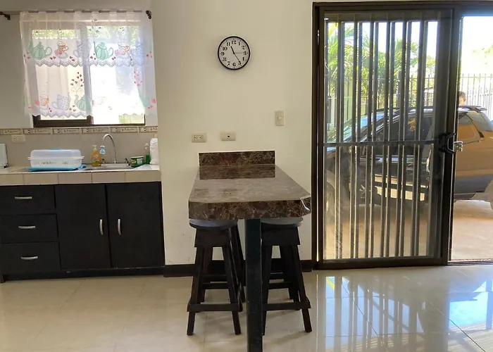 Casa Binisa Fresca Y Agradable